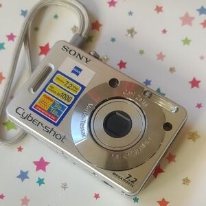 Sony Vintage, Cyber-shot 7.2 Megapixels Camera
